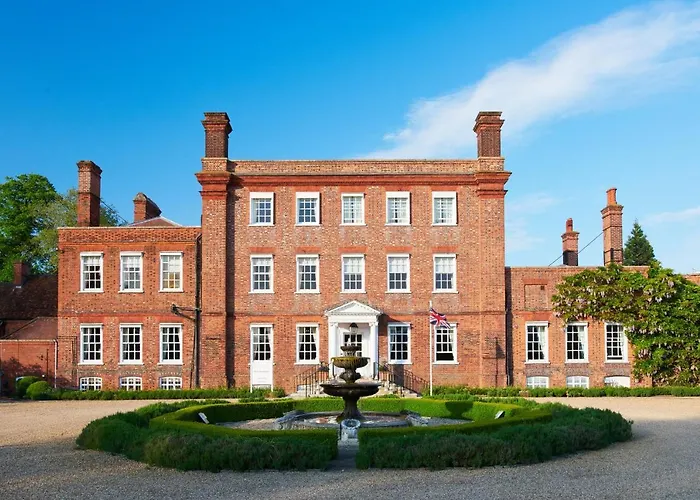 Best Hotels Near Luton Airport